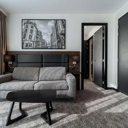 Radisson Hotel & Suites Amsterdam South-3