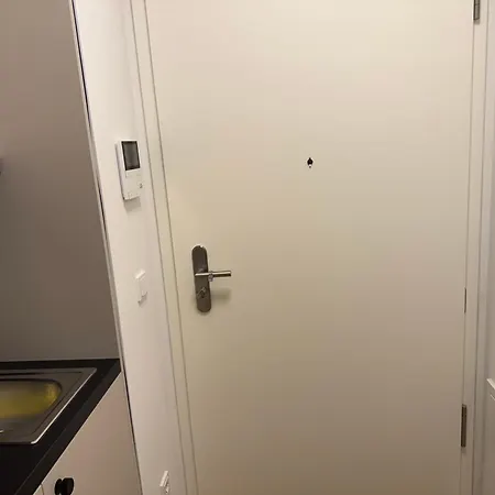 Skyline Apartment Adlershof - Premium Design And Full Kitchen-3