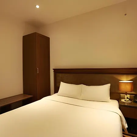 Collection O Le Grand Hanoi Hotel - The Tryst-2