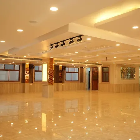 Hotel Golden Palace-3