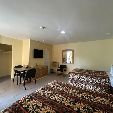Super Inn By Oyo Daytona Beach Near Airport-3