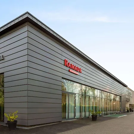 Ramada By Wyndham Duesseldorf Ratingen-3