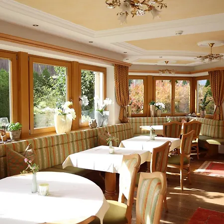 Hotel Garni Glockenstuhl-3