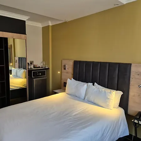 Manhattan Hotel-2