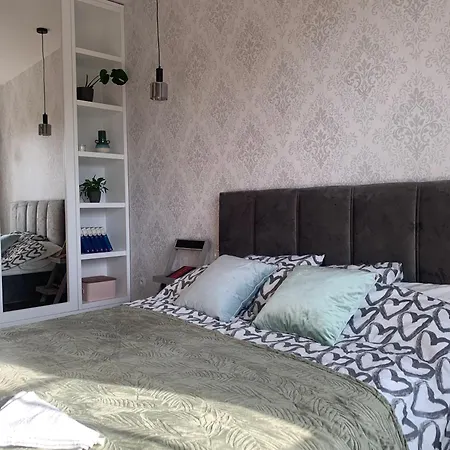 Fancy Apartment Near Manufaktura In Center Of Lodz-3
