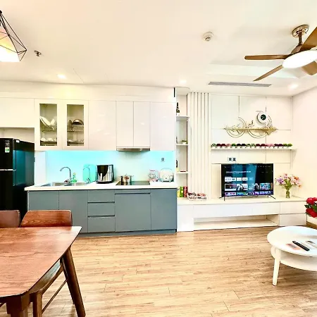 Beautiful Two Bedroom Apt Close To National Convention Center-2