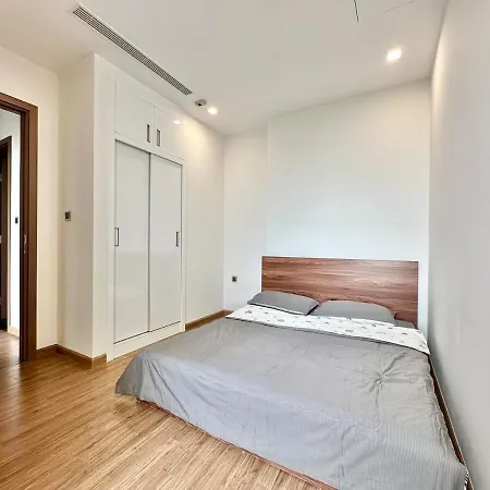 Delux Two Bedroom Apt In Vinhomes Green Bay Near Marriott And Keangnam-2