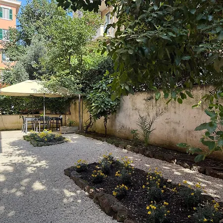 Bologna Garden House-2