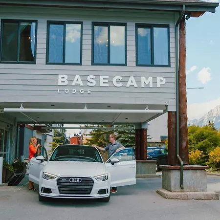 Basecamp Lodge Canmore-3