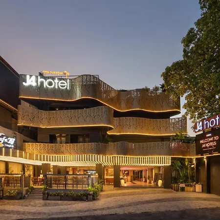 J4 Hotels Legian-3