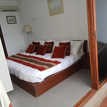 Fin Holiday Home-2