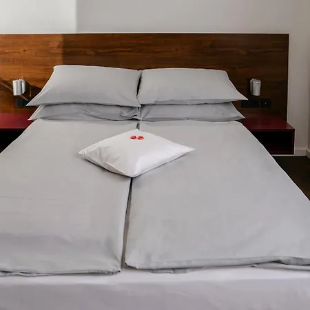 Auszeit Hotel Duesseldorf - Das Fruehstueckshotel-2