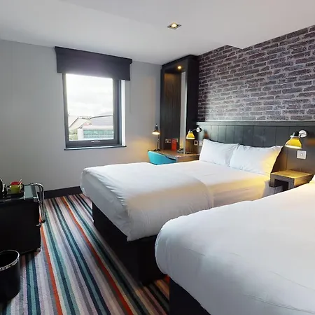 Village Hotel Edinburgh-2