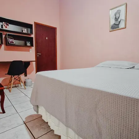 Pousada Casa Da Chirlei-2