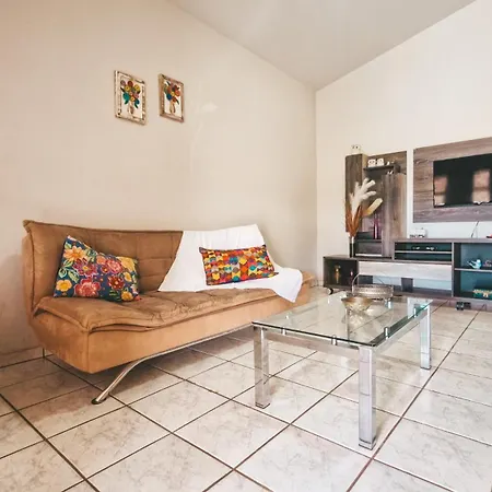 Pousada Casa Da Chirlei-3