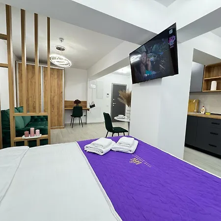 Luxury Studios At Unique Opposite Palas With Parking-3