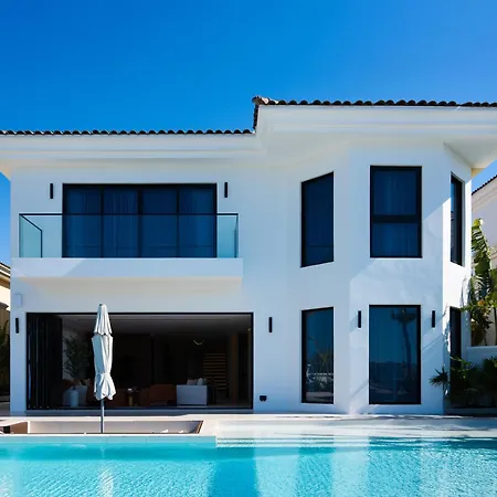 Villa Lugano By Luxury Explorers Collection-3