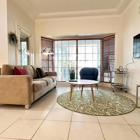 North Ryde Guesthouse-2