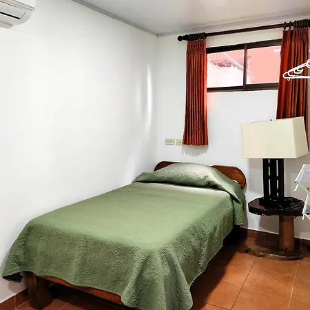 Hotel Los Ranchos-3