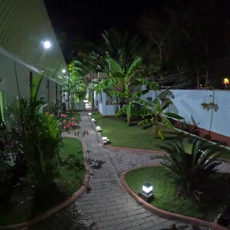Alona Gecko Inn-2