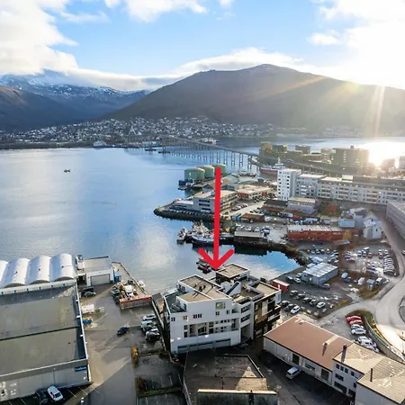 Sea View & Northern Lights - Central Apartment-2