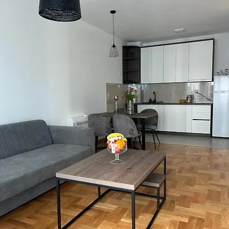 Ambient Apartman-3