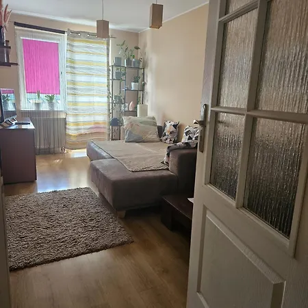 Gracious Stay Shared Apartment-2