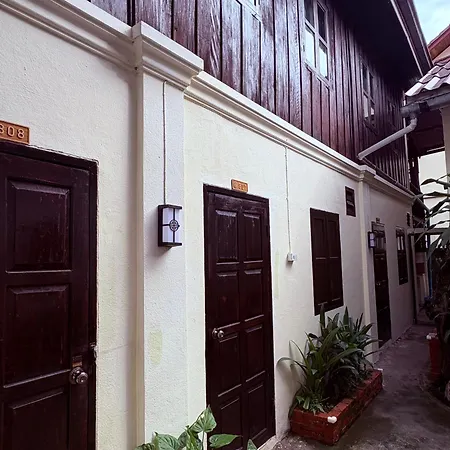 Manotemple Guest House-2