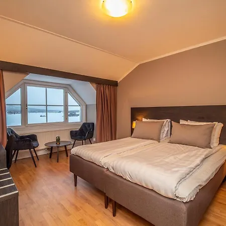 Grand Arctic Resort-2