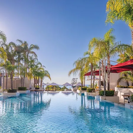 Four Seasons Hotel-3