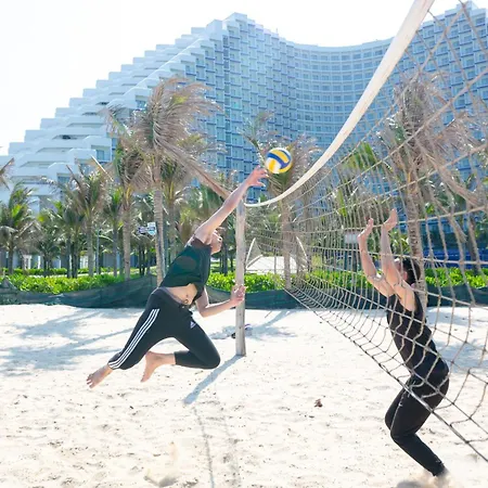 The Empyrean Cam Ranh Beach Resort-3