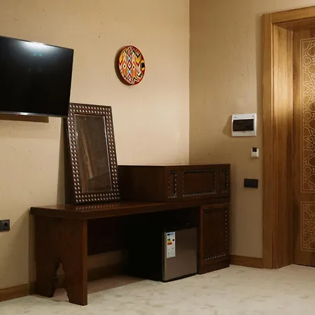 Karvon Saroy Hotel-2