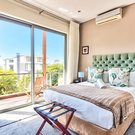 The One 8 Hotel In Green Point - Solar Power-2