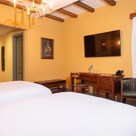 Vila Ebel Hotel Pool & Spa-2