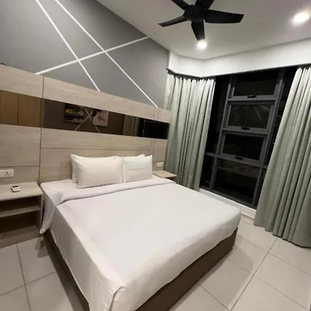 Parkview Family Suite Klcc With Views-3