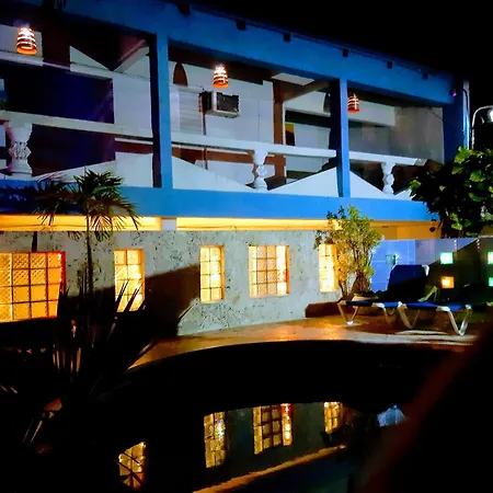 Hotel El Tronco Inc-2
