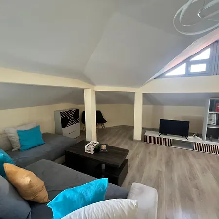 Apartment Happy Holiday Lazur-3