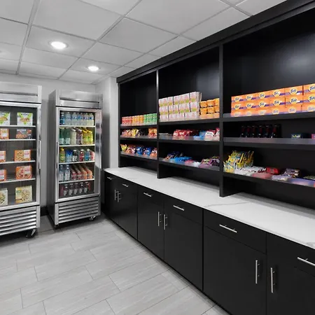 La Quinta Inn & Suites By Wyndham Houston Bush Iah South-3