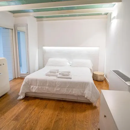 Sui Tetti Luxury Rooms-2
