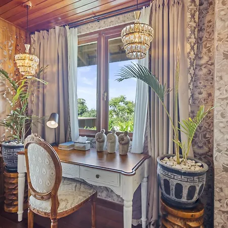 Luxurious Arakana Villa With Pool-3
