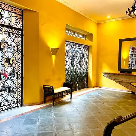 By Calamari Homes - El Porvenir 306 Walled City-2