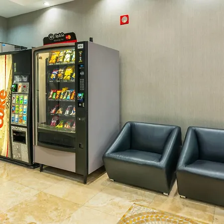 Comfort Inn & Conference Centre Toronto Airport-2