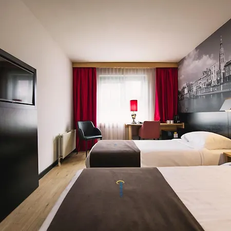 Bastion Hotel Breda-2