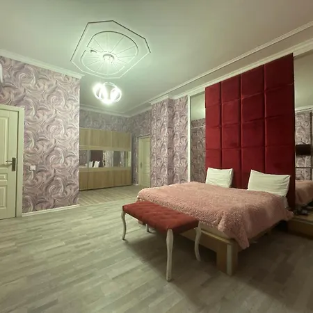 Roots Apart Hotel-3