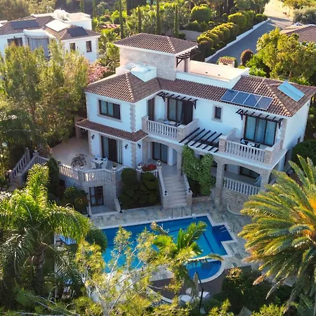 Argaka Club Luxury Villas-3