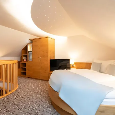 Romantik Hotel Die Gersberg Alm Mit Panoramablick Auf Salzburg Und Outdoor Pool Ab Mai-3