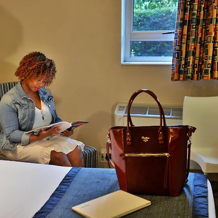 Road Lodge Rivonia-2