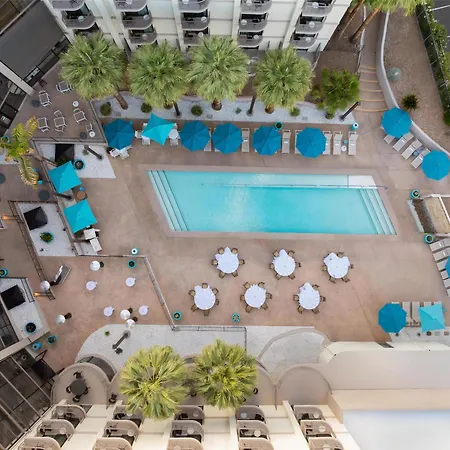 Embassy Suites By Hilton Phoenix Biltmore-2