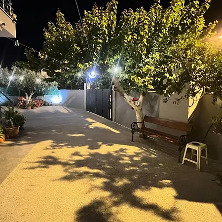 Serene Stay-3