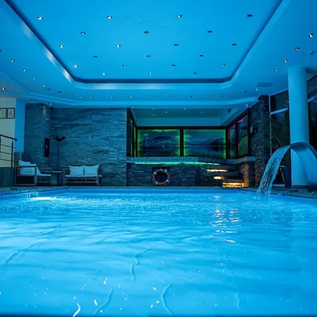 Hotel Carpathia-2